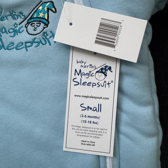 Baby Merlin's Magic Merlin Sleepsuit! - Picture 2 of 3